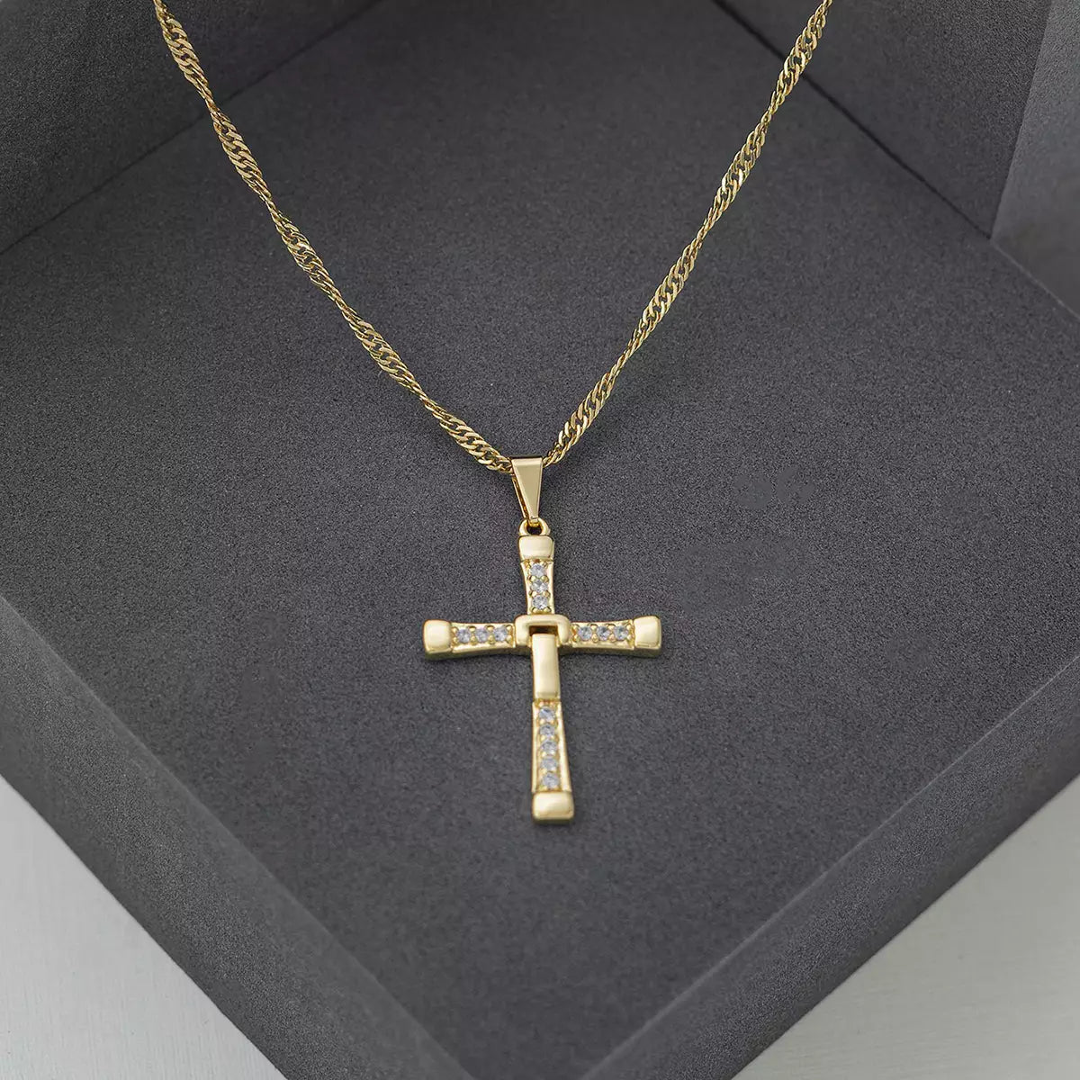 Toretto Cross Pendant 3.1 Cms Crystal