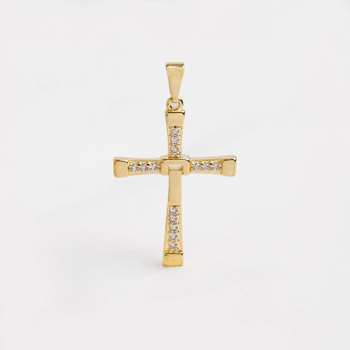 Toretto Cross Pendant 3.1 Cms Crystal